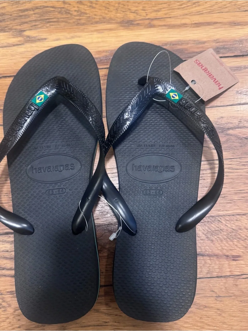 Havaianas Men’s Brazil flag Black Flip Flops